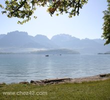 Lac d'Annecy en printemps, Sevrier