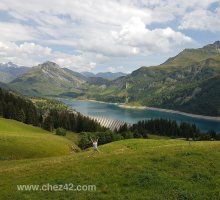 Le Barrage de Roselend, Savoie, vue est