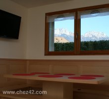 Chez42, corner dining area